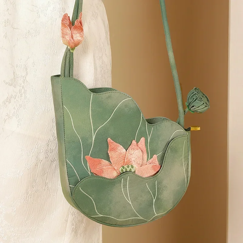Elegant Chinese Style Lotus Le - Women'S Bags New Collection recension och pris