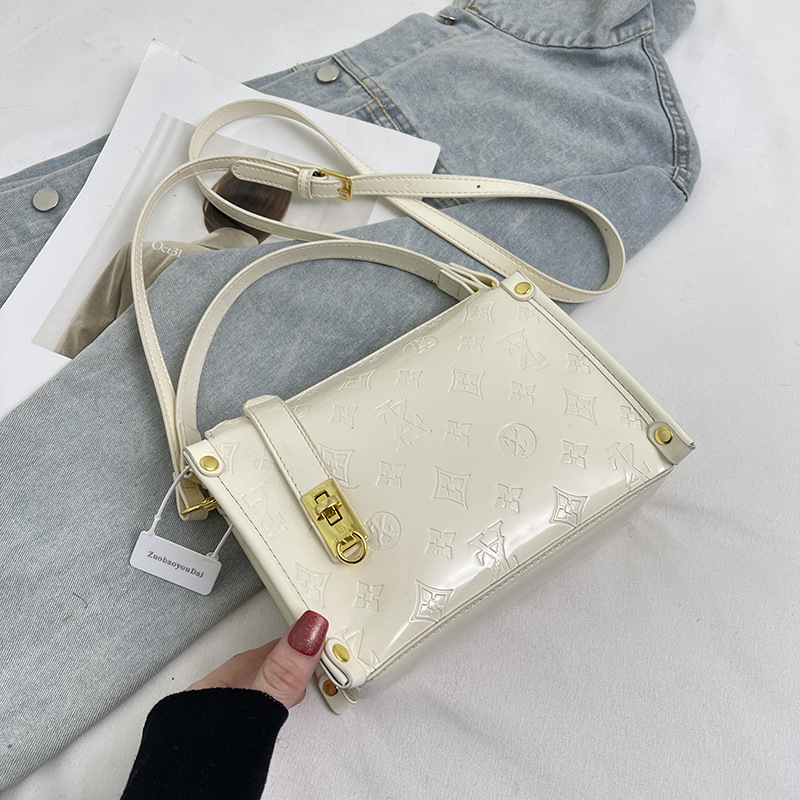 Classic Design Collection 2026 - Women'S Bags New Collection recension och pris