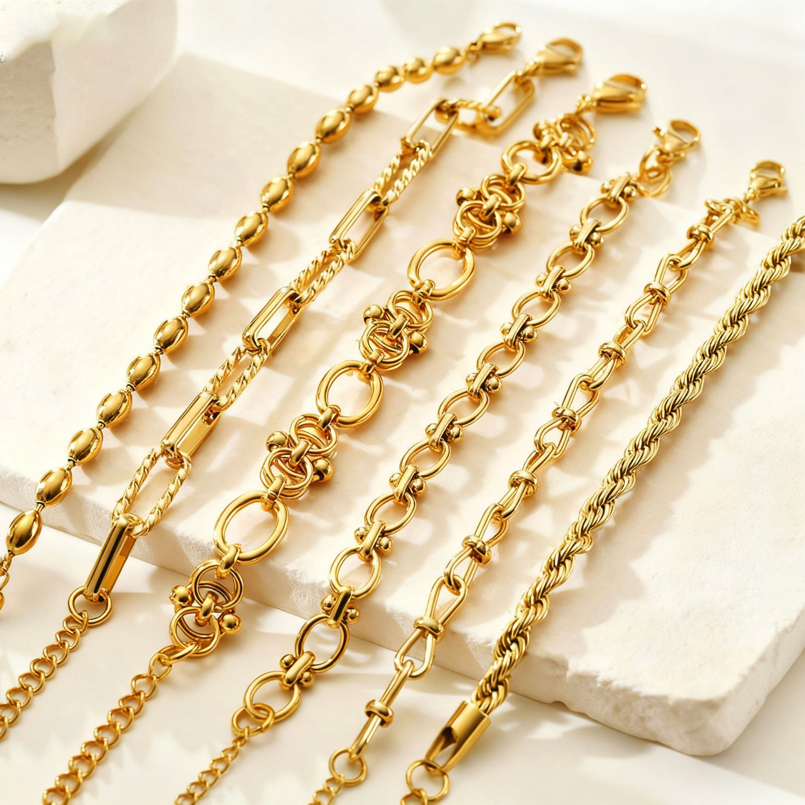 Gold Plated Chunky Chain Brace - Women Bags Price recension och pris