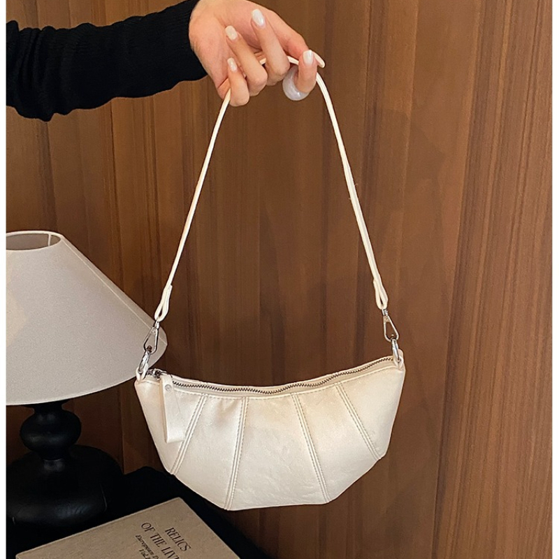 Soft PU Semicircle Shoulder Ba - Half Moon Crescent recension och pris