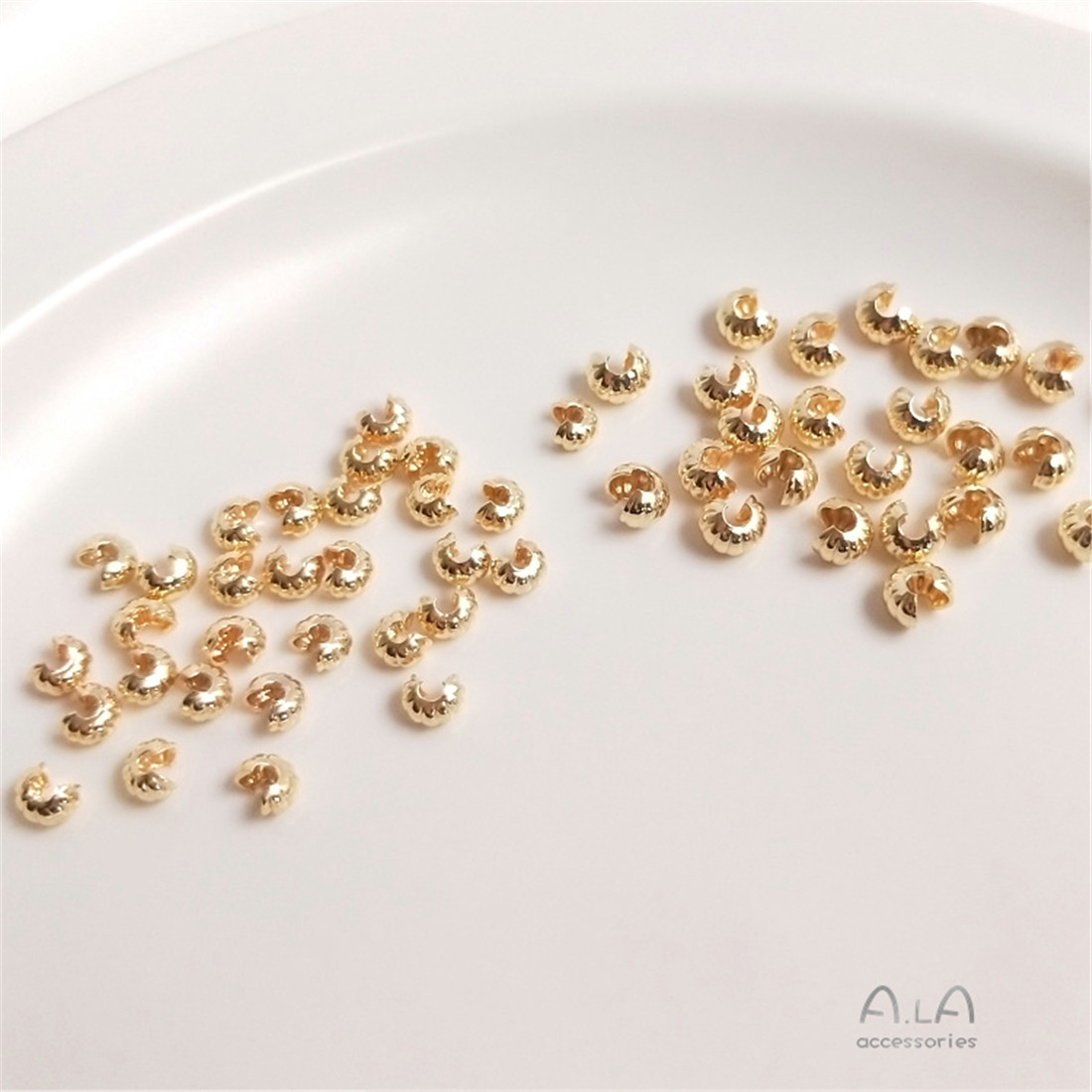 14K True Gold Pumpkin Pattern  - Half Moon Crescent recension och pris