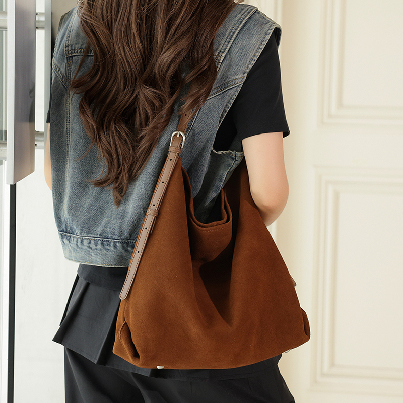 Women's Genuine Suede Cowhide  - Hobo Bag Slouchy recension och pris