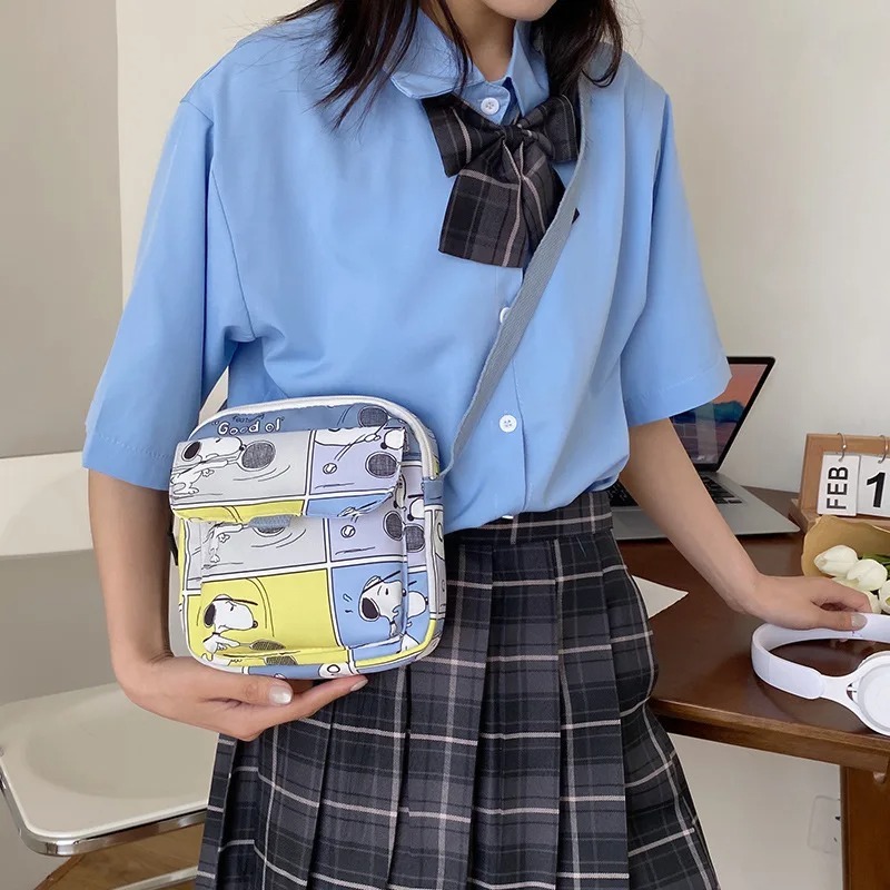 Snoopy Crossbody Bags for Ladi - Women Bags Price recension och pris