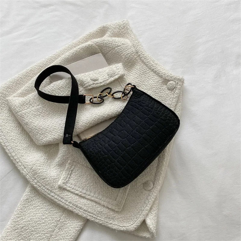Fashion Ladies Handbag Under C - Half Moon Crescent recension och pris